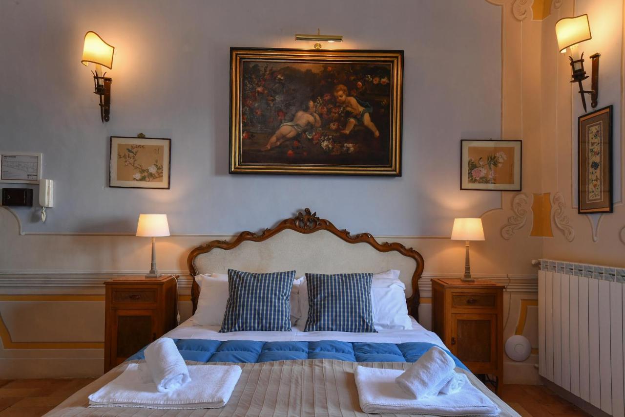 Castello Costaguti Hotel Roccalvecce Exterior photo